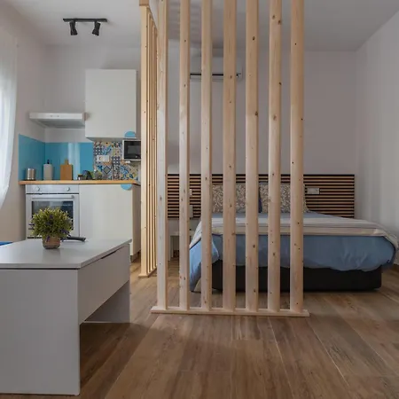 Apartment Estudio Completo A Estrenar En Triana *
